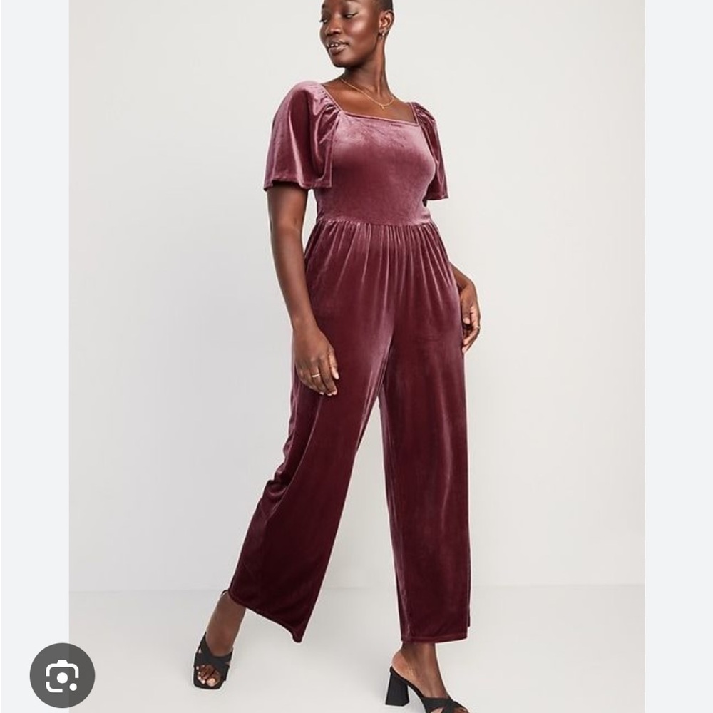 S Tall Velvet Jumpsuit in Deep Burgundy